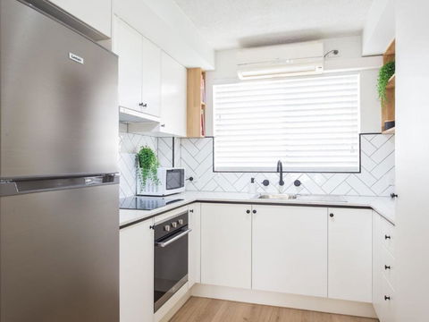 Lakes Way - Surfers Paradise Gold Coast 1