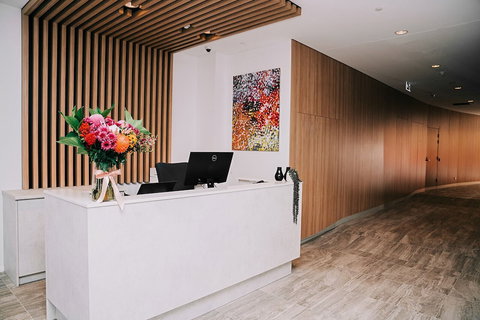 Tom's Court Hotel - Surfers Paradise Gold Coast 3