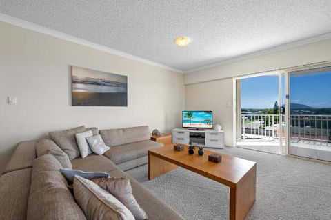 Ocean View 3 Bedroom Apartment - Surfers Paradise Gold Coast 5