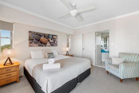 Ocean View 3 Bedroom Apartment - Surfers Paradise Gold Coast 6
