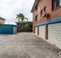 Air Conditioned Unit Stones Throw to the Waterfront - Surfers Paradise Gold Coast