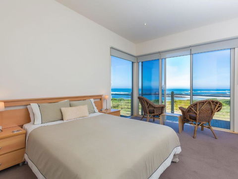 WYTONIA 1 - Surfers Paradise Gold Coast 2