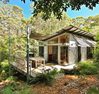 Hyams Retreat 4pm Check Out Sundays - Surfers Paradise Gold Coast
