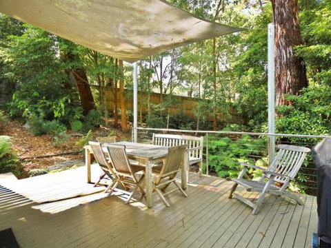 Hyams Retreat 4pm Check Out Sundays - Surfers Paradise Gold Coast 4