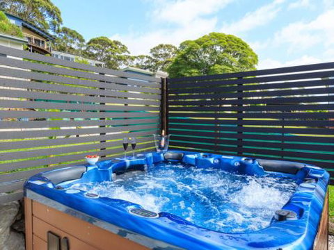Nautilus At Hyams 4pm Check Out Sundays - Surfers Paradise Gold Coast 1