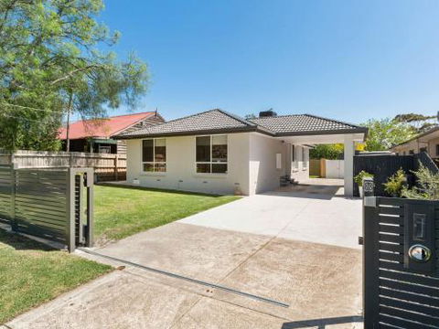 Rosebud Family Escape On Laurens - Surfers Paradise Gold Coast 6
