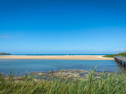 BOMBORA Gerroa 4pm Check Out Sundays - Surfers Paradise Gold Coast 2