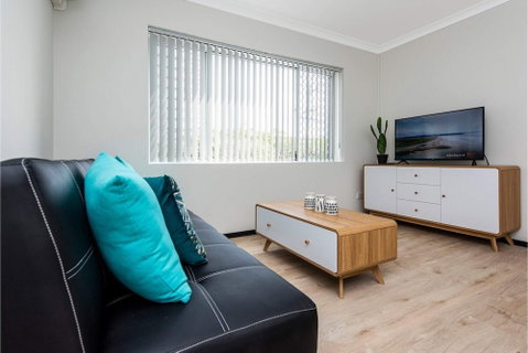 Contemporary 1BR Apartment - Near The City - Surfers Paradise Gold Coast 1