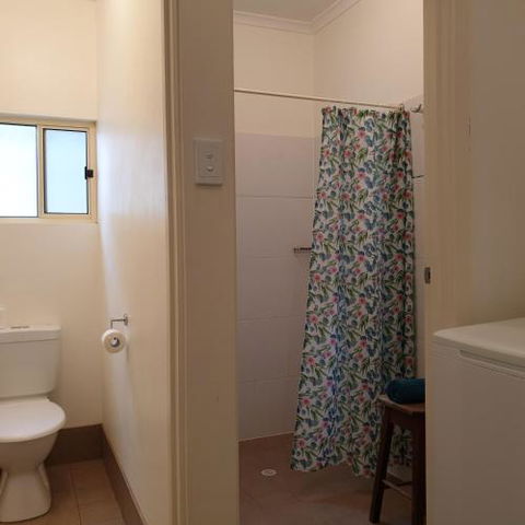 Blue Seas - Surfers Paradise Gold Coast 5