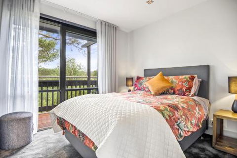 Villa Locarno - Surfers Paradise Gold Coast 1