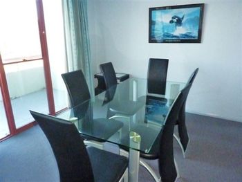 FATHOMS 19 - Surfers Paradise Gold Coast 1