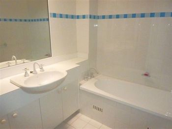 FATHOMS 19 - Surfers Paradise Gold Coast 5