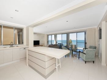 Soldiers Point Road 2 163 Seaside Splendour - Surfers Paradise Gold Coast 4