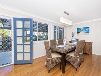 Nelson Street Pine Cottage 5A - Surfers Paradise Gold Coast 2