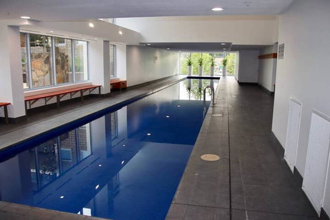 Stylish Mod Apt Near CBD Free Parking - Surfers Paradise Gold Coast 1