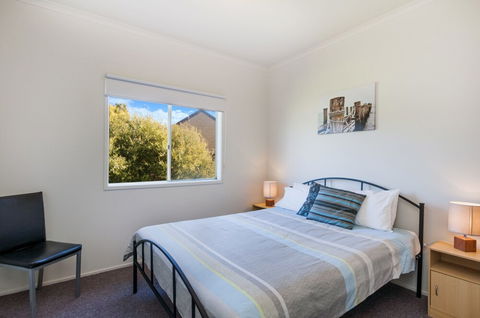 Julieanne - Surfers Paradise Gold Coast 3