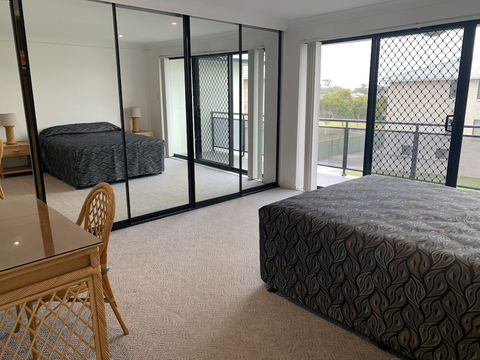 Hi Surf Unit 4 - Surfers Paradise Gold Coast 5