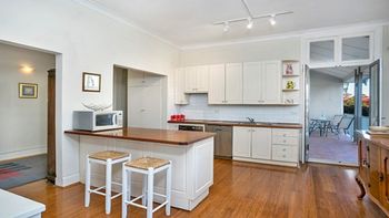 The Apartment Service EAST5 - Surfers Paradise Gold Coast 3