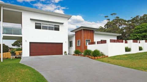 THE WHITE HOUSE - Surfers Paradise Gold Coast 0