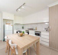 Lakeview Apartment Suite 16 - Surfers Paradise Gold Coast
