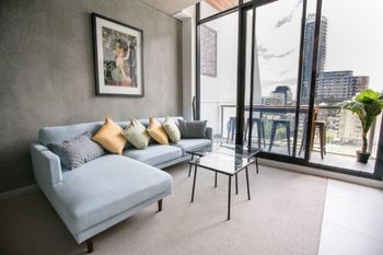 Spacious Apartment Close To Melbourne CBD - Surfers Paradise Gold Coast 0