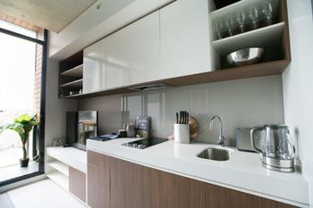 Spacious Apartment Close To Melbourne CBD - Surfers Paradise Gold Coast 1
