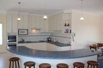 Redrocks Retreat - Surfers Paradise Gold Coast 2