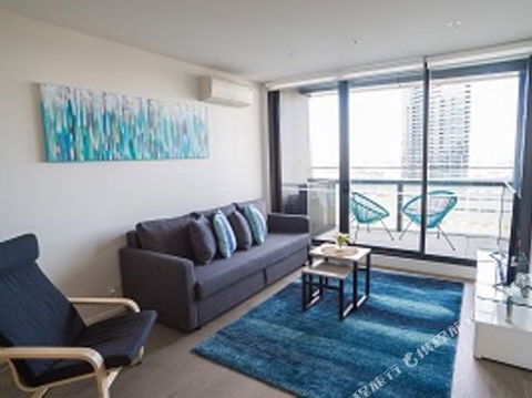 WaterFront Apartment - Surfers Paradise Gold Coast 3