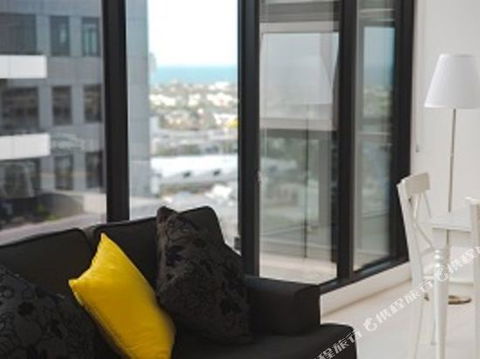 WaterFront Apartment - Surfers Paradise Gold Coast 4