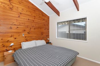 Kings Retreat - Surfers Paradise Gold Coast 5