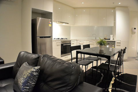 Royal Stays Apartments Southbank - Surfers Paradise Gold Coast 2