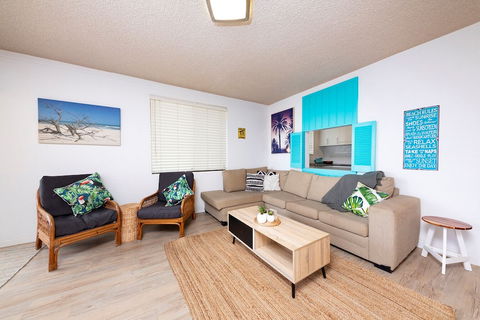 Hibiscus Court Unit 4 - Surfers Paradise Gold Coast 0