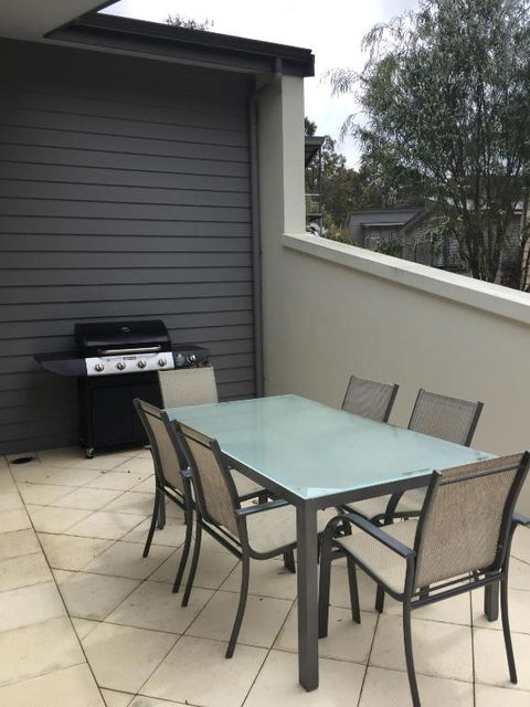 17 By The Sea - Dunsborough - Surfers Paradise Gold Coast 6