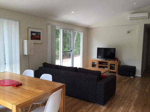 17 By The Sea - Dunsborough - Surfers Paradise Gold Coast 5