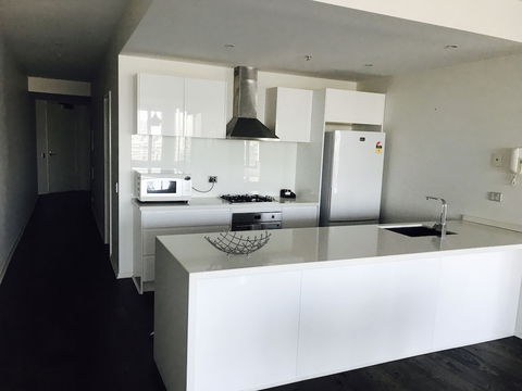 Apartments Melbourne Domain - New Quay Docklands - Surfers Paradise Gold Coast 5