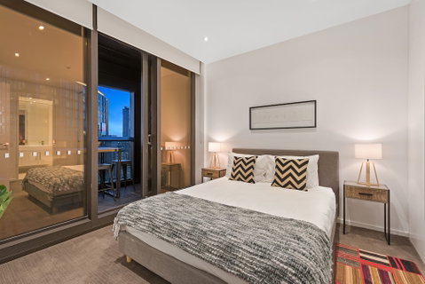Sanctuary Apartments - Prima Pearl - Surfers Paradise Gold Coast 2