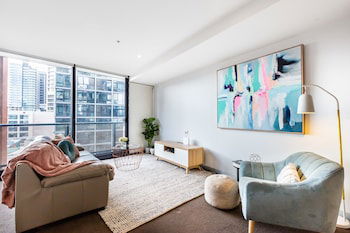 Ella, 1BDR Melbourne Apartment - Surfers Paradise Gold Coast 6