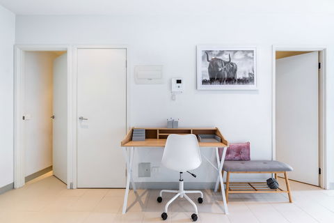 Ella, 1BDR Melbourne Apartment - Surfers Paradise Gold Coast 5