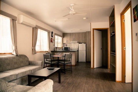 Mt Buffalo Caravan Park - Surfers Paradise Gold Coast 5