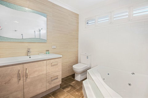 Forresters Beach Bed & Breakfast - Surfers Paradise Gold Coast 1