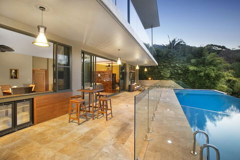 Lyndon Haven - Surfers Paradise Gold Coast 4