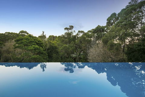 Lyndon Haven - Surfers Paradise Gold Coast 7