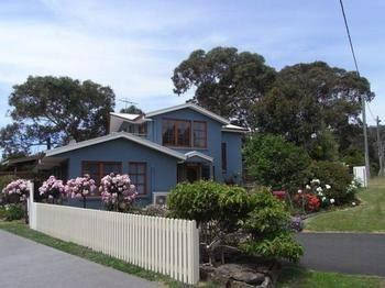 Anchlia Waterfront Cottage - Surfers Paradise Gold Coast 0