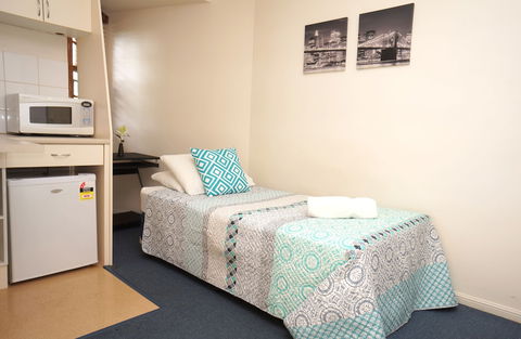 Ellie's Guesthouse - Surfers Paradise Gold Coast 5
