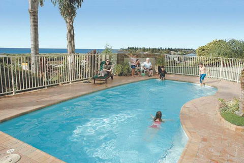 Captain's Quarters - Surfers Paradise Gold Coast 2