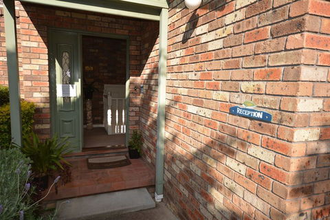 Captain's Quarters - Surfers Paradise Gold Coast 3