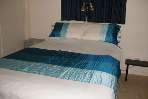 Ningaloo Bed And Breakfast - Surfers Paradise Gold Coast 2