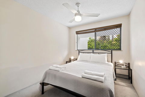 Kings Bay Apartments - Surfers Paradise Gold Coast 6