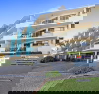 Kings Bay Apartments - Surfers Paradise Gold Coast