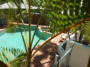 Kings Bay Apartments - Surfers Paradise Gold Coast 2